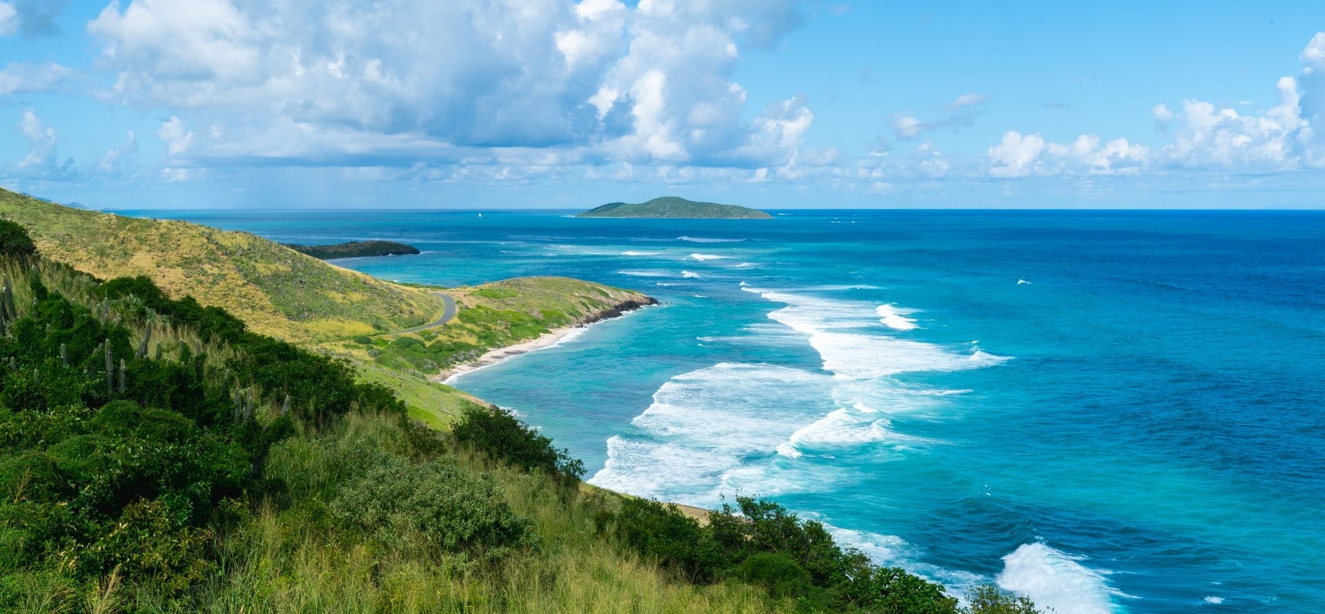 Relax with this gorgeous 360 VR surfing video