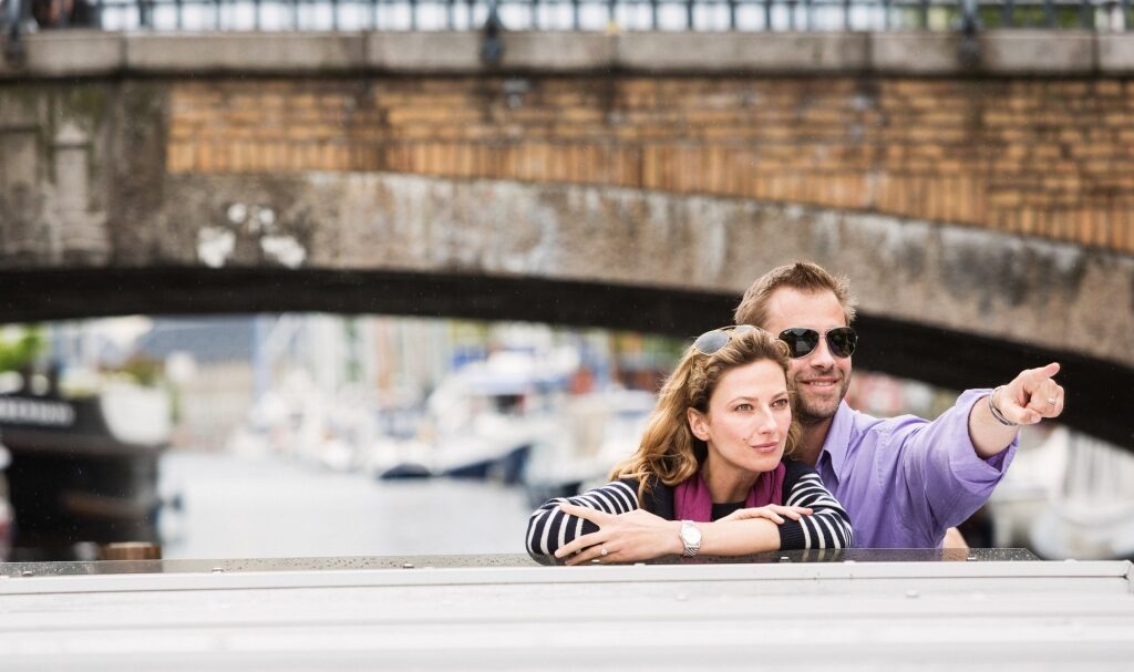 Couple on a boat ride in Copenhagen
