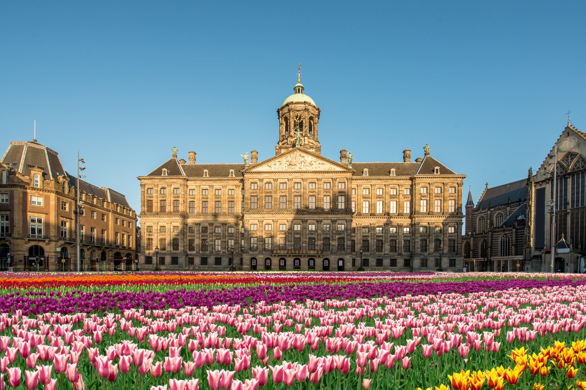 City royal palace. Королевский дворец Нидерланды. Королевский дворец, Амстердам, Нидерланды. Королевский дворец Якоб Ван Кампен. Ратуша в Амстердаме Якоб Ван Кампен.