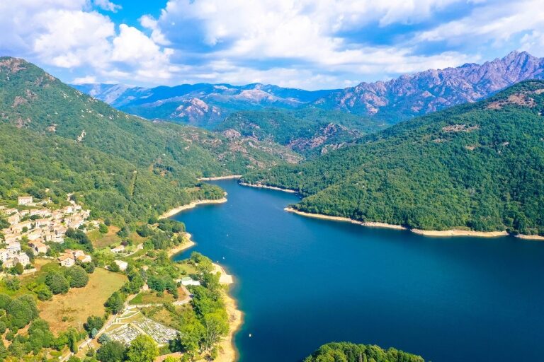 22 Best Lakes In Europe 