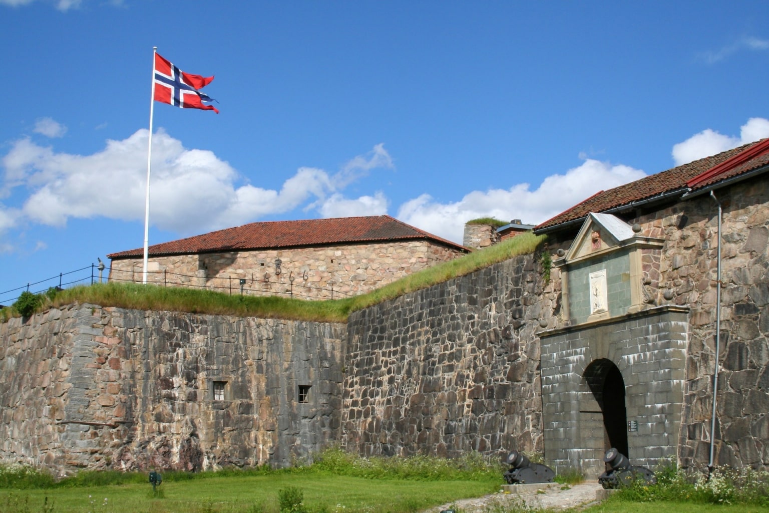 10 Extraordinary Castles In Norway To Explore | Celebrity Cruises