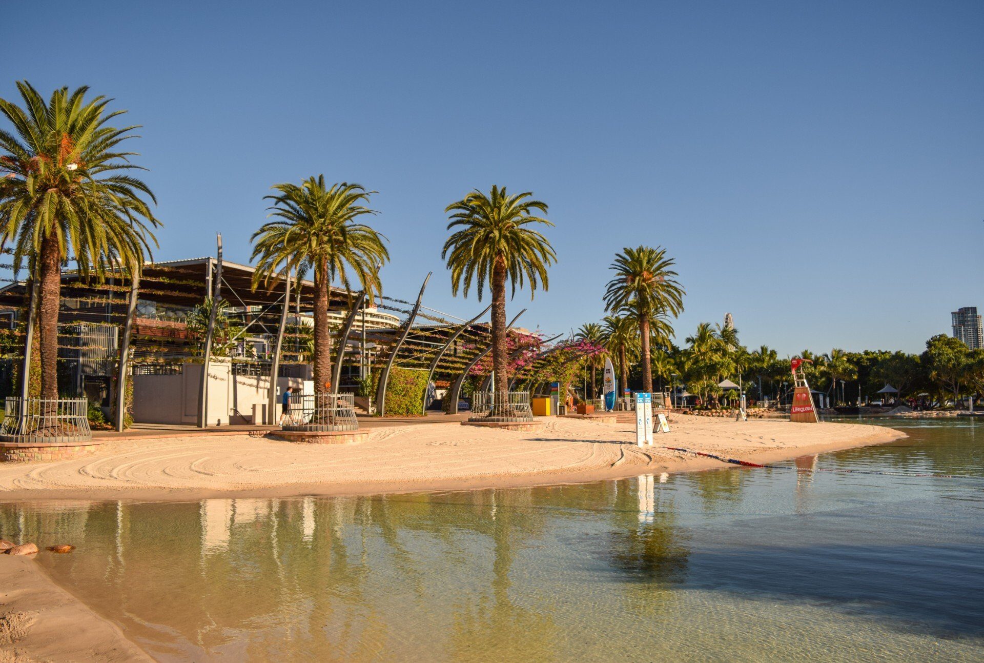 Public pools - Streets Beach at the South Bank Parklands