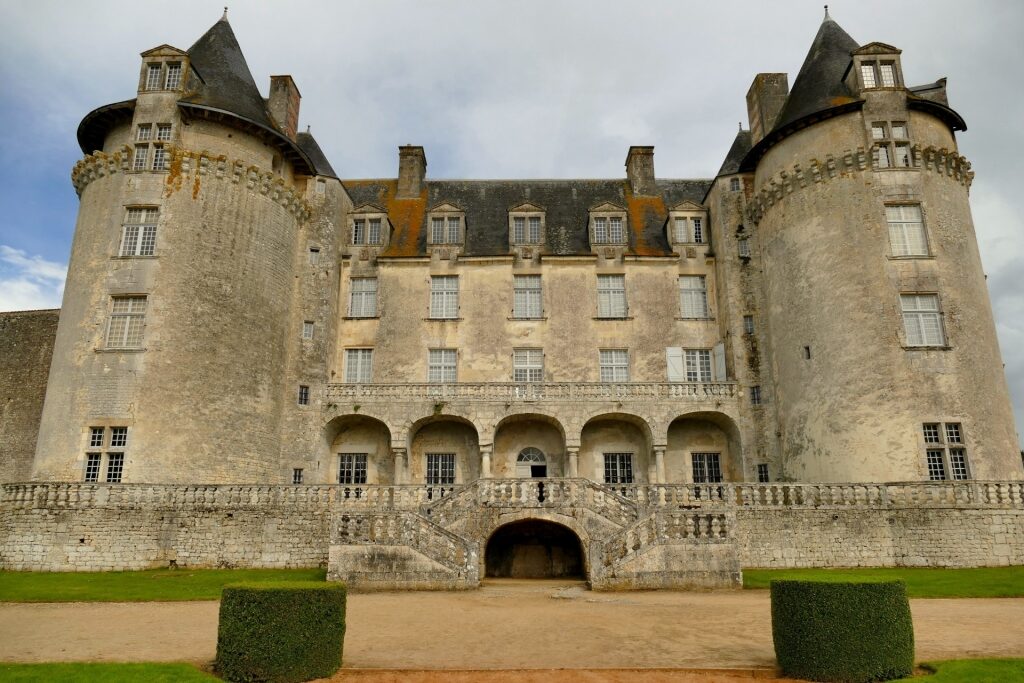 inside french castles