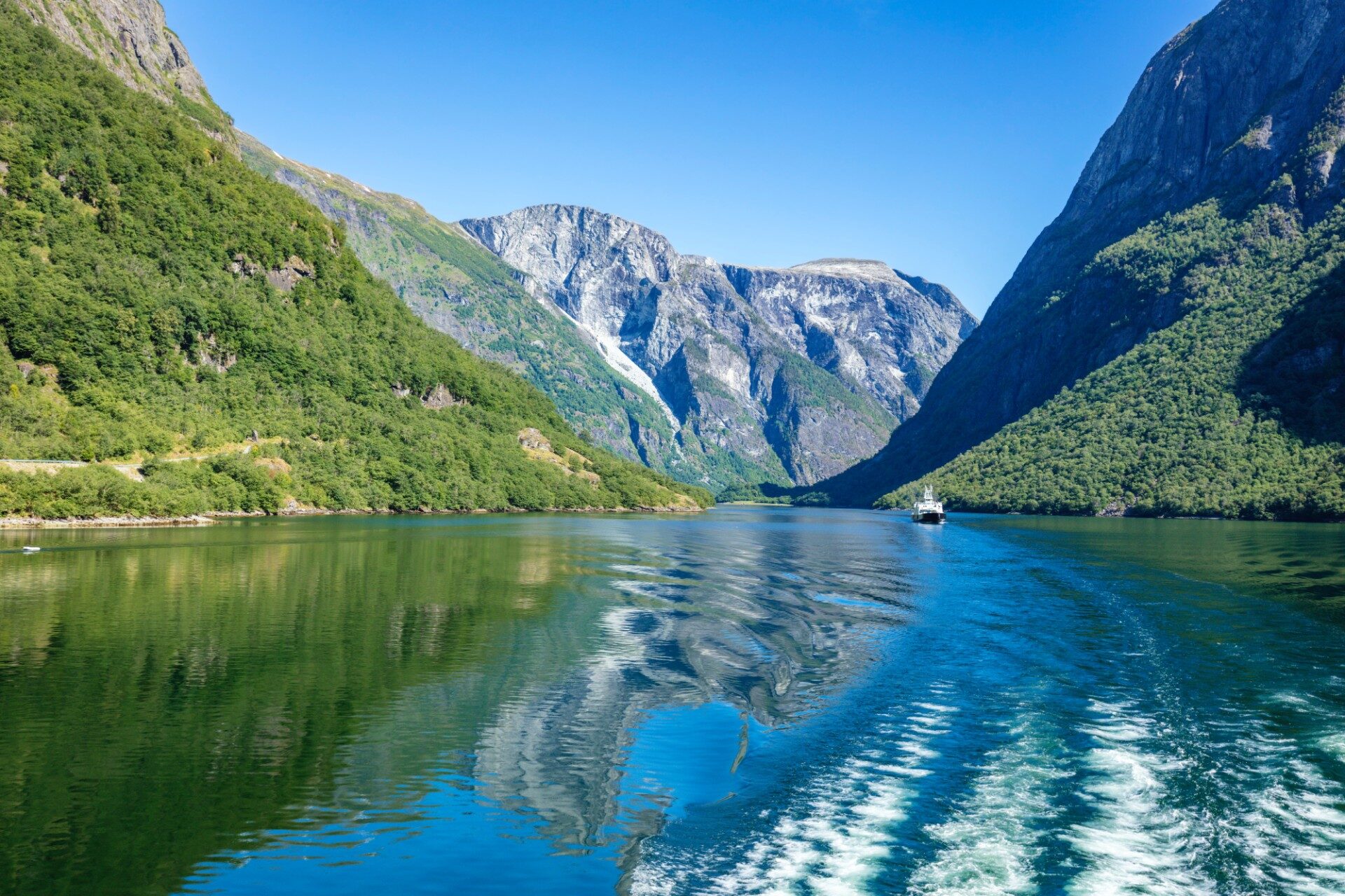 Insider's Guide to Flåm, Norway | Celebrity Cruises