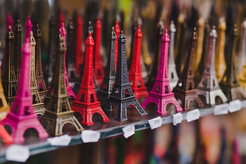 Souvenirs From France Eiffel Tower Souvenirs 1024x683 