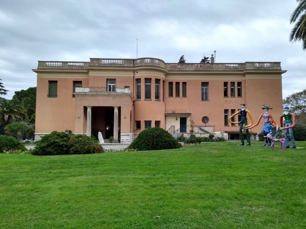 Exterior of The Museum of Naïve Art