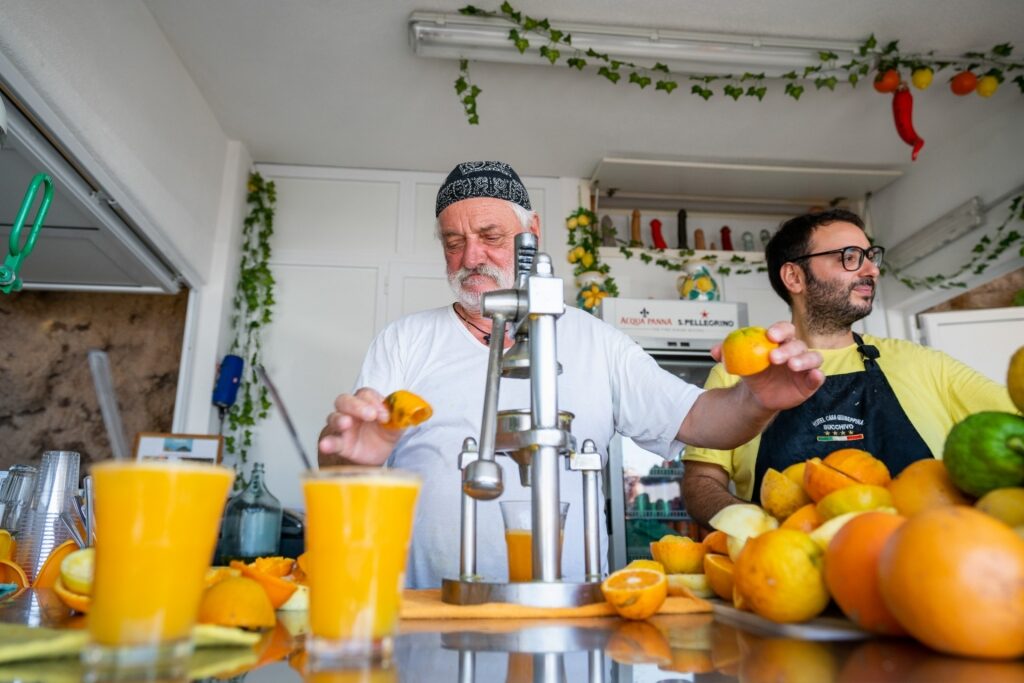 Orange juice stand in Naples