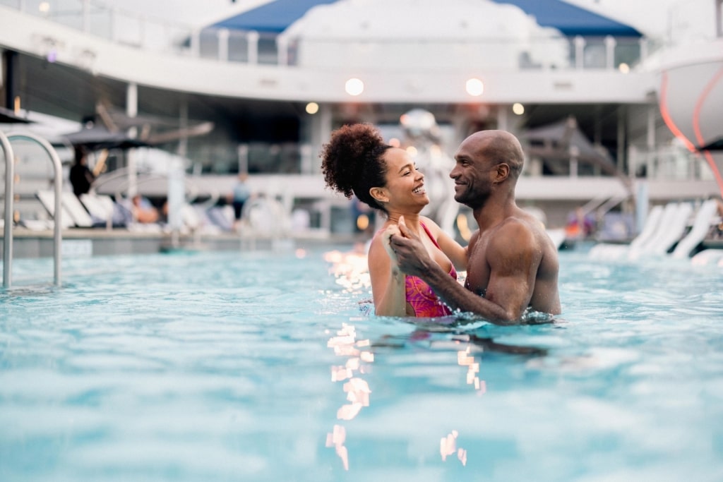 Couple swimming in the Pool