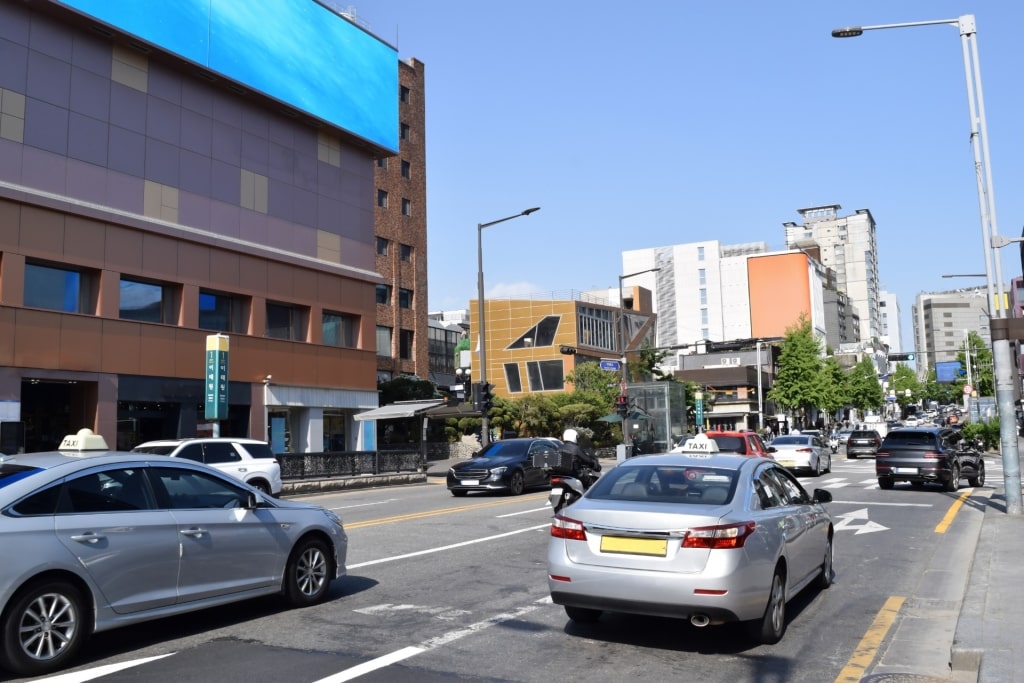 Street view of Itaewon