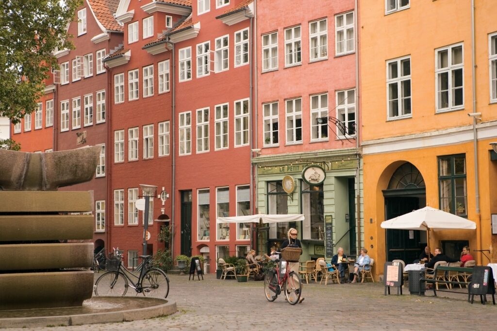 People cycling in Copenhagen