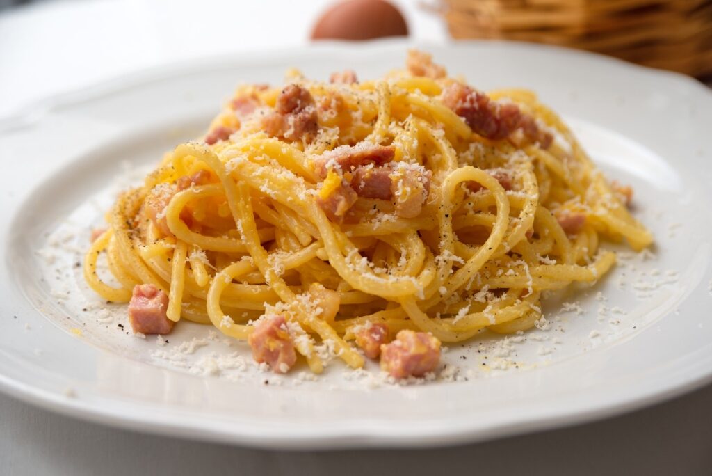 Roman dishes - carbonara