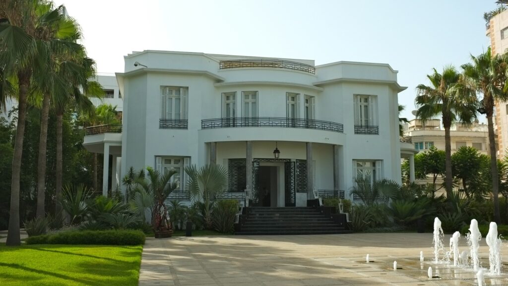 White facade of Villa des Arts