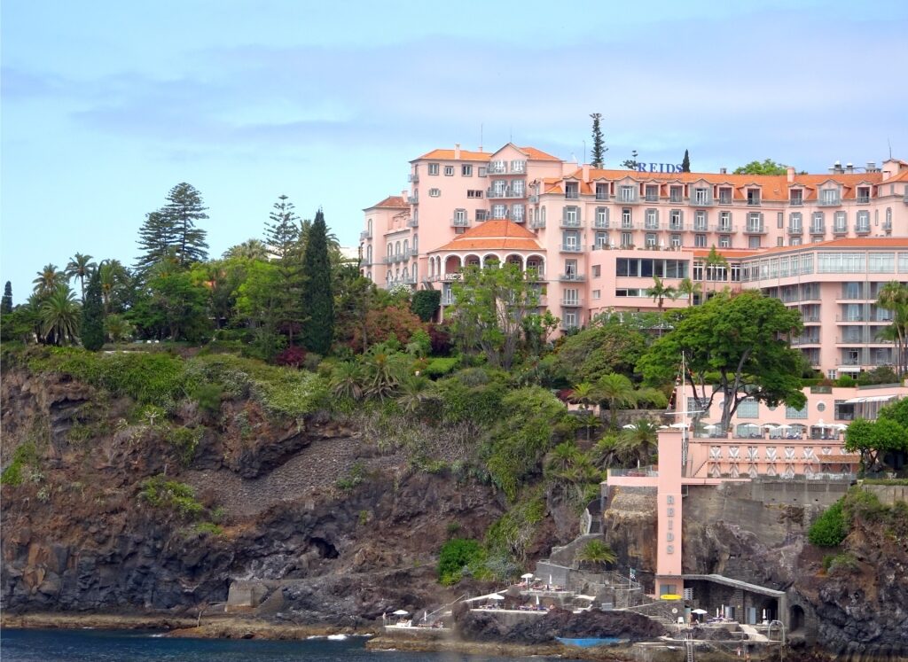 Reid's Palace towering over a cliff