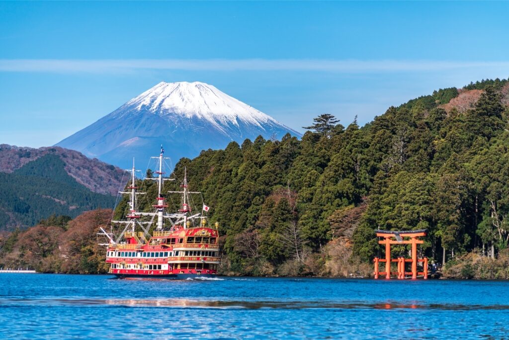 Beautiful landscape of Lake Ashi