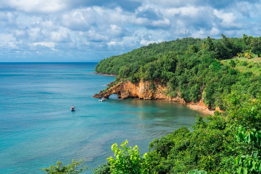 Best snorkeling in St Lucia - Lady's Slipper Arch