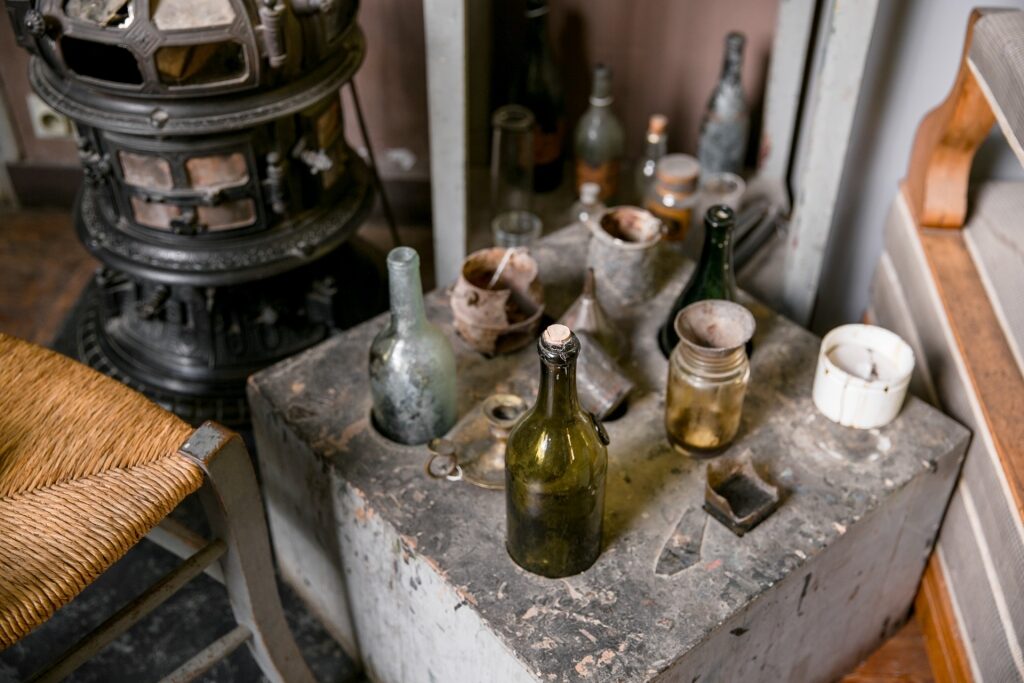 View inside Atelier Cézanne