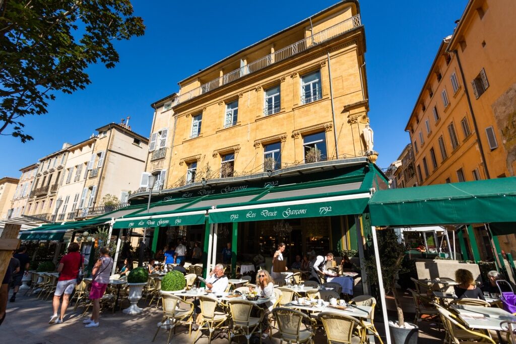 Cours Mirabeau, one of the best things to do in Aix en Provence