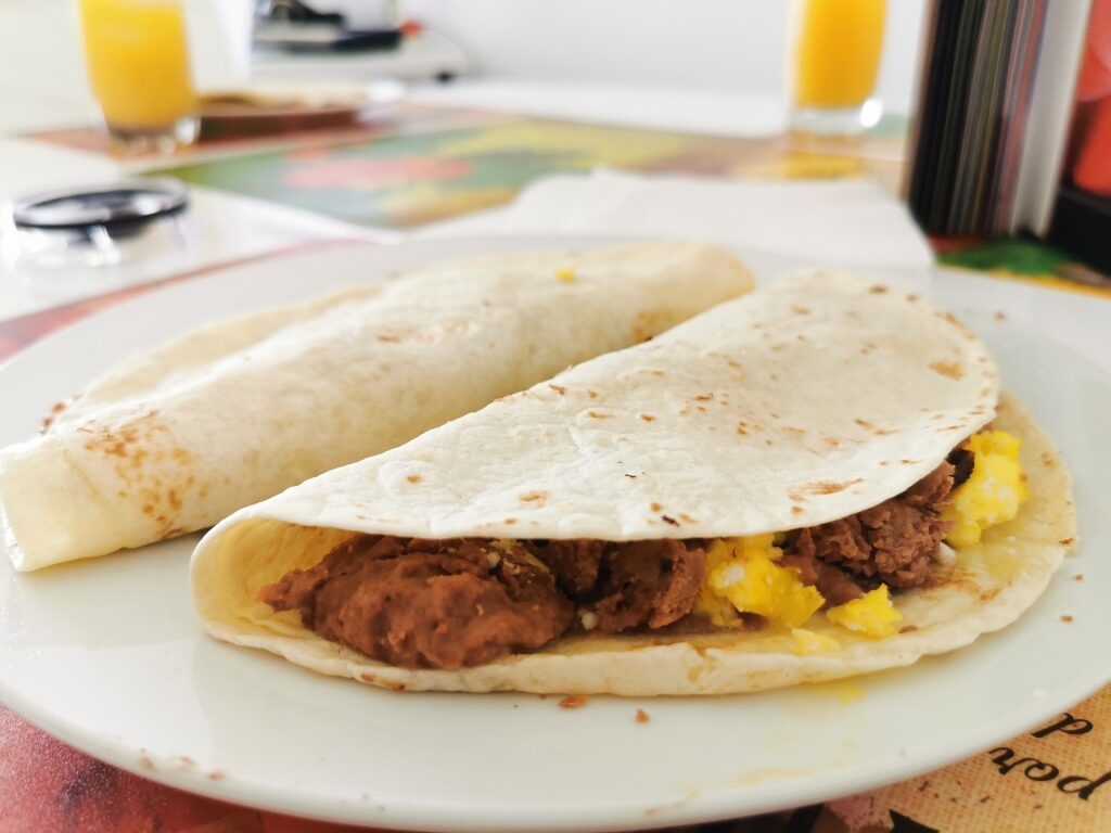 Plate of baleadas