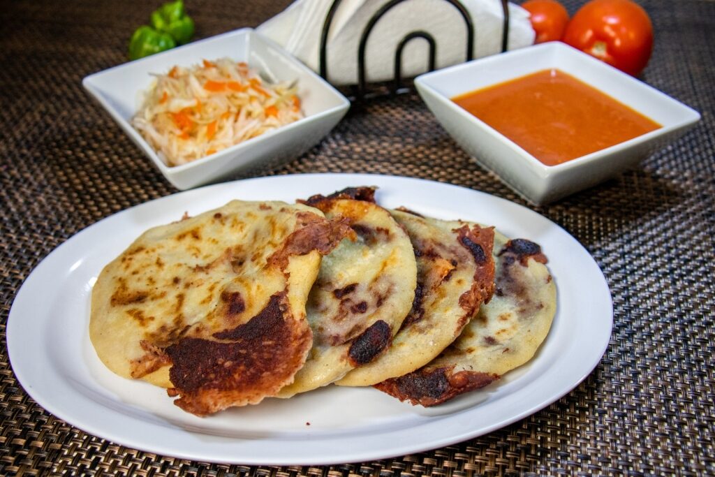 Plate of pupusas