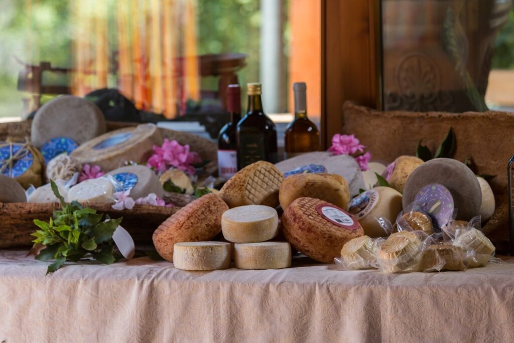 Cheese, one of the best things to buy in Italy