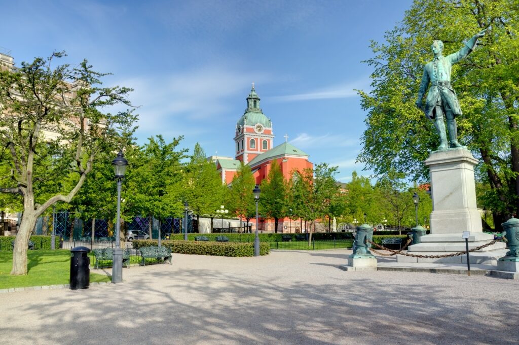 Street view of Kungsträdgården