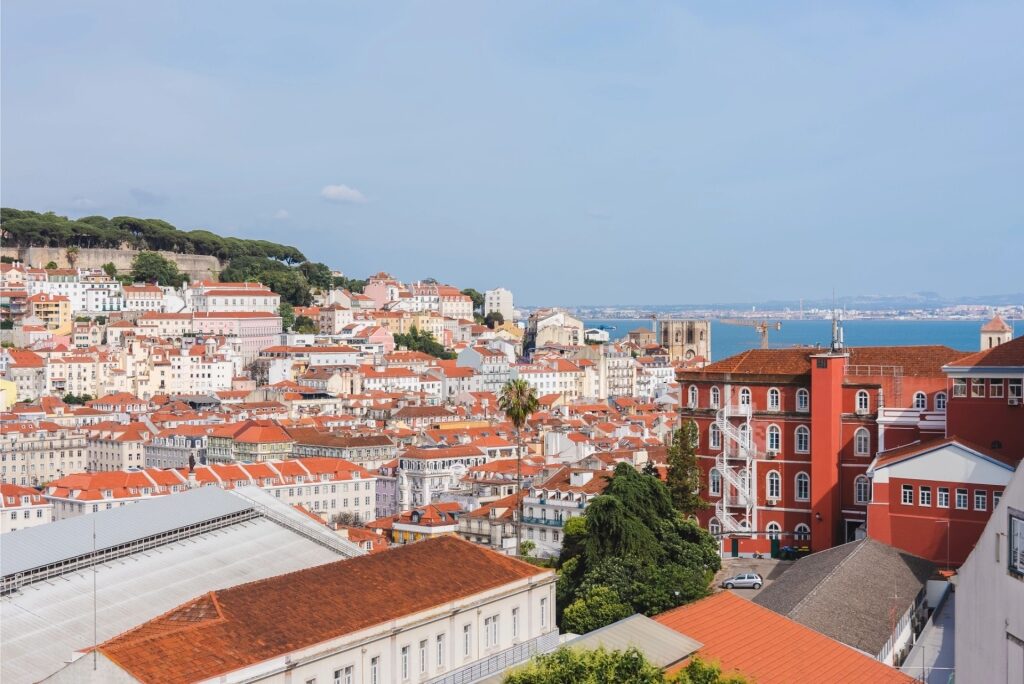 Beautiful view of Castelo de São Jorge in Lisbon, Portugal