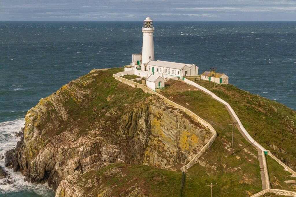 White facade of South Stack Lighthouse