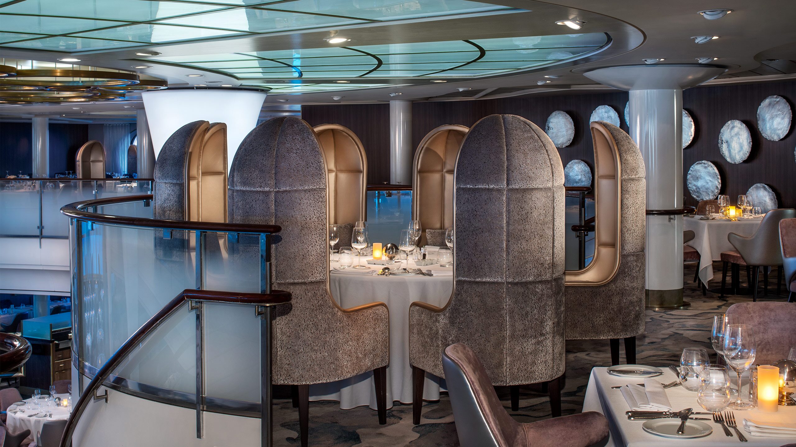 celebrity summit dining room images