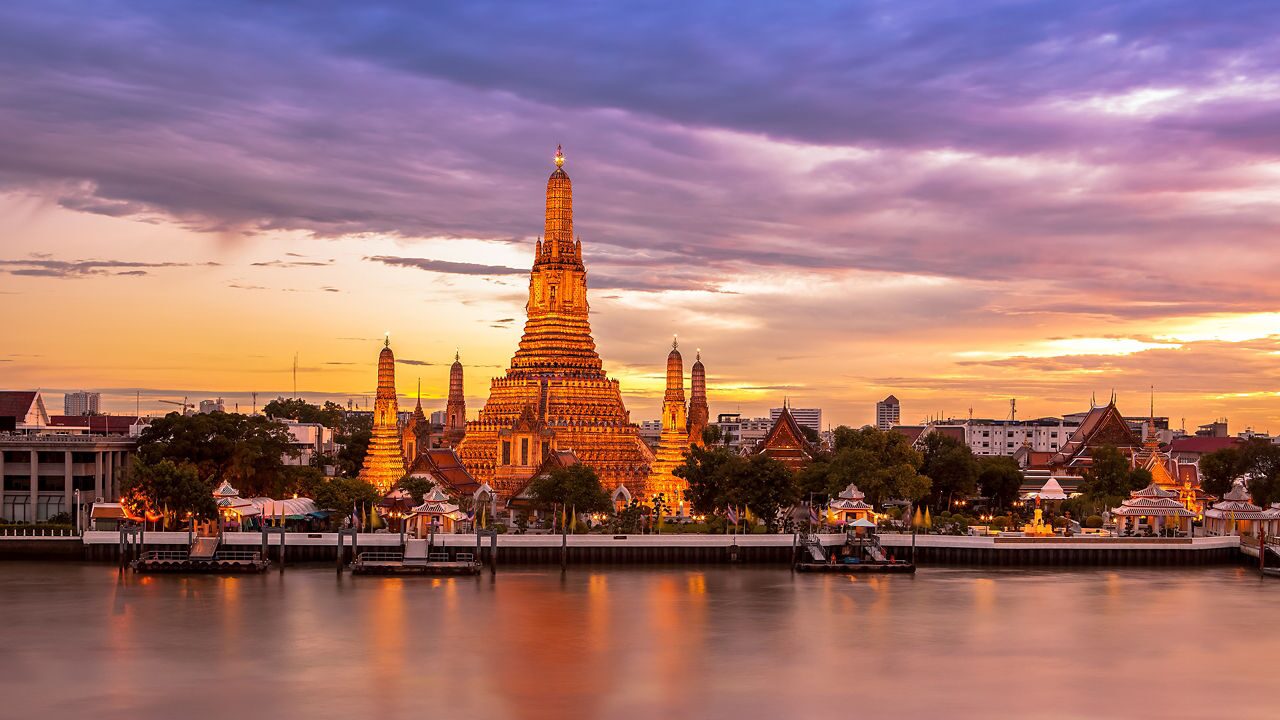 wat-arun-temple-bangkok-thailand-2560x1440.jpg?$16x9-large$